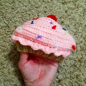 NEW Baby Girl Cupcake Hand Knitted Hat